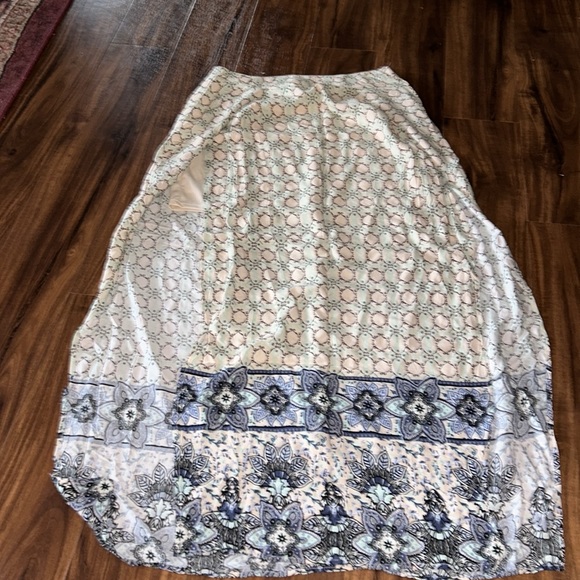 Boho 2 slit front maxi skirt - Picture 2 of 10